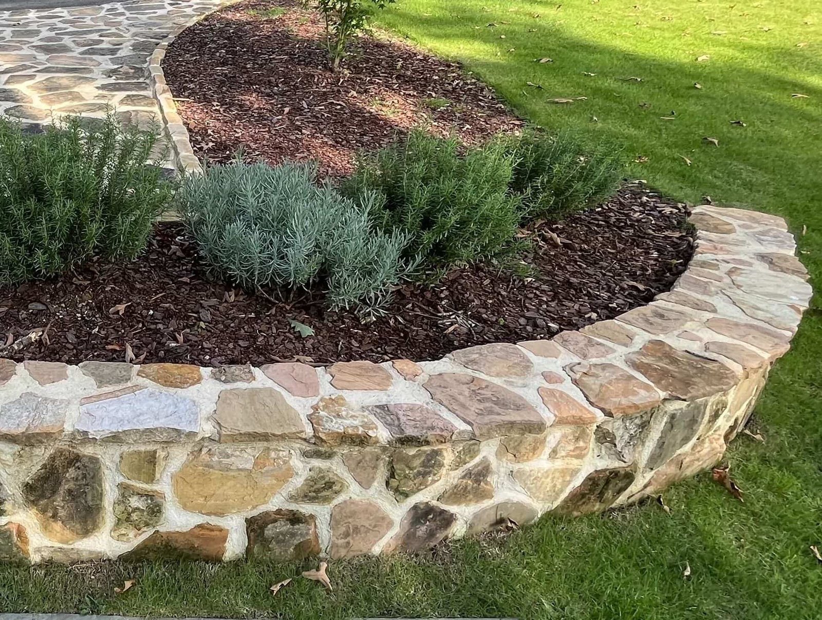 Retaining walls by Fare Outdoor Construction